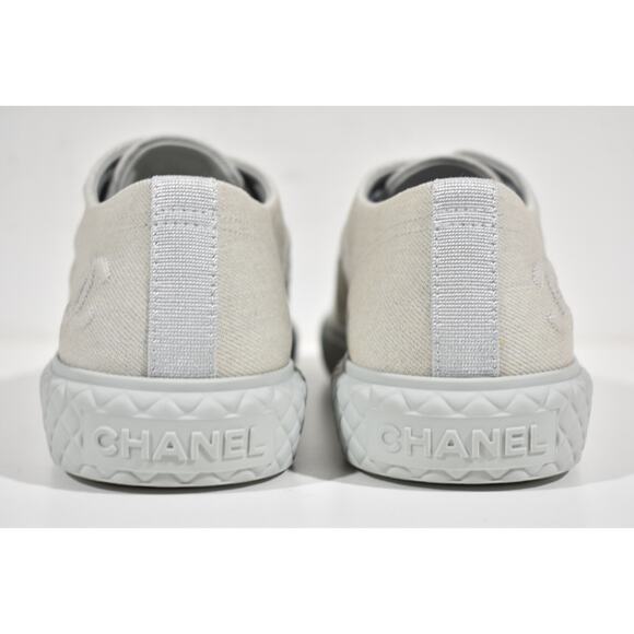 Chanel 22C Light Blue Grey Denim CC Logo Low Top Flat Runner Trainer Sneaker 39 - Picture 9 of 11